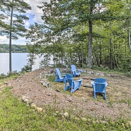 Family-Friendly Greenwood Home With Lake Access Eksteriør billede